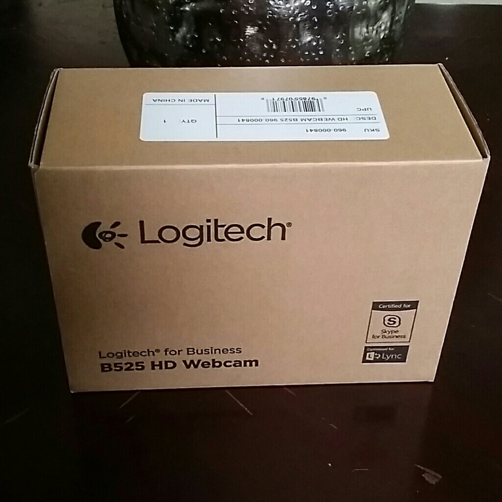 Logitech B525 HD Webcam